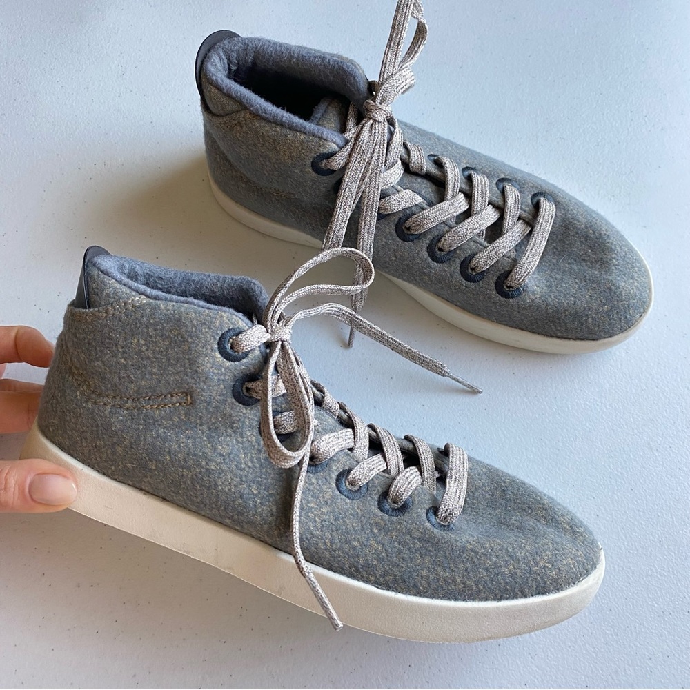 Allbirds Woman’s Size 7 Charcoal Grey Mid Top Lace-up Wool Knit Sneaker